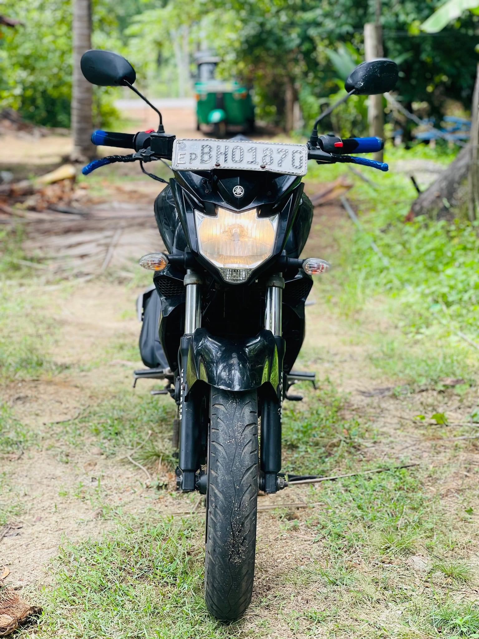 Yamaha Fz
